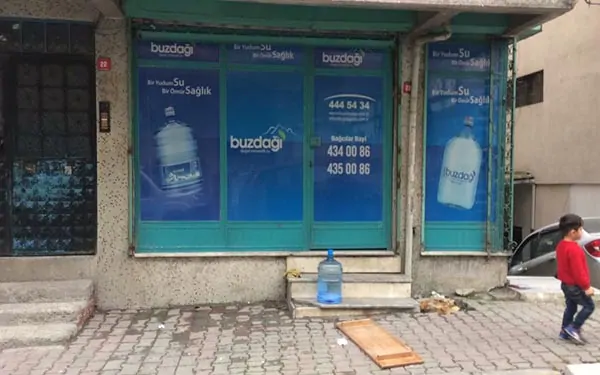 Buzdağı Su bayilik şartları, Buzdağı Su Bayiliği Alma Şartları: 2026 Franchise Bedeli Ne Kadar? Buzdağı Su Bayiliği Nasıl Alınır? Buzdağı Su bayilik şartları