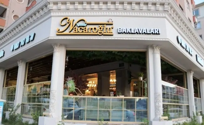 Nacaroğlu Baklavaları Franchise Veriyor Mu? Bayilik Şartları Nelerdir? görseli Nacaroğlu Baklavaları Franchise Veriyor Mu? Bayilik Şartları Nelerdir?