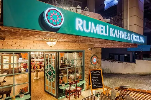 Rumeli Çikolatacısı Franchise Veriyor Mu? Rumeli Çikolatacısı Hakkında Bilinmesi Gerekenler Nelerdir?