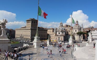 Italya is bulma siteleri ve ilanlari