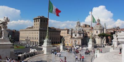 Italya is bulma siteleri ve ilanlari