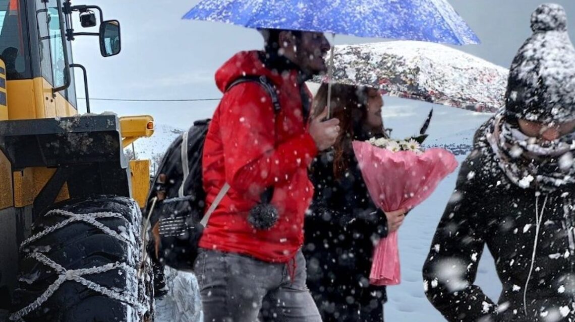 Karla Karışık Yağmur Etkisiyle Türkiye Beyaza Büründü Yollar Ulaşıma Kapandı 1 kar yagisi spot 1jpg s6At1WWevUy 0qpQ0gPnnQ