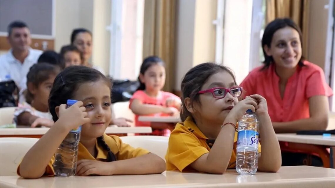 MEB İlkokula Başlama Yaşında Kritik Değişiklik Hazırlığı Akran Zorbalığına Önlem Alınıyor 1 featured image 1764770509