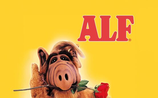 src 340x1912x80 lerin sevilen dizileri alf ve moonlighting tv a geliyor